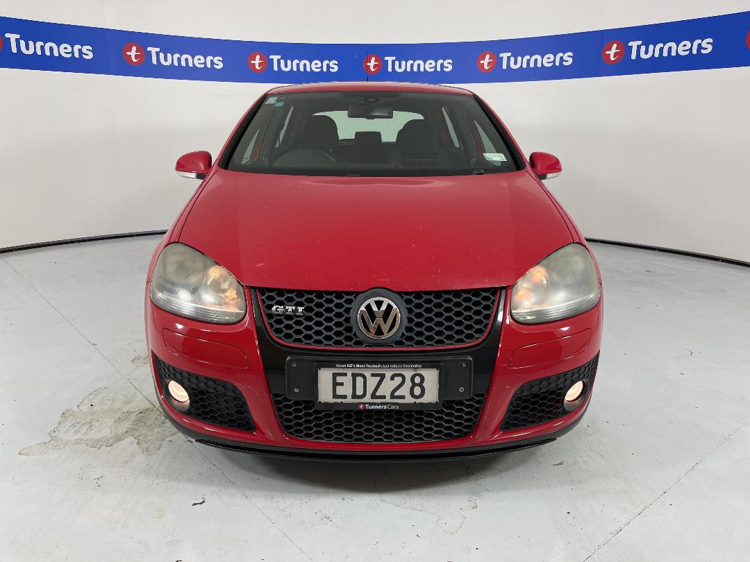 Photo '2' of Volkswagen Golf Photo '2' of Volkswagen Golf