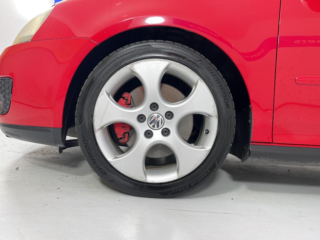 Photo '10' of Volkswagen Golf Photo '10' of Volkswagen Golf