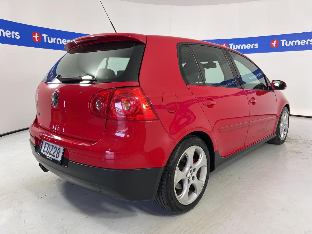 Photo '7' of Volkswagen Golf Photo '7' of Volkswagen Golf