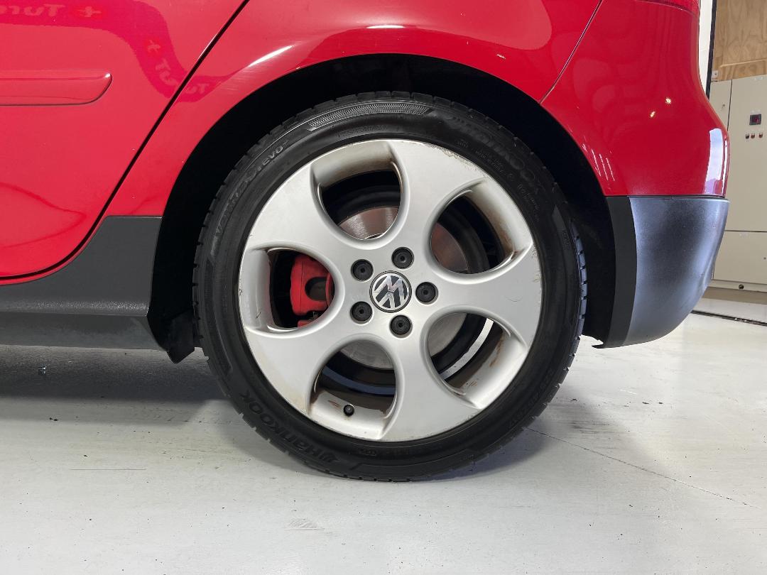 Photo '11' of Volkswagen Golf Photo '11' of Volkswagen Golf