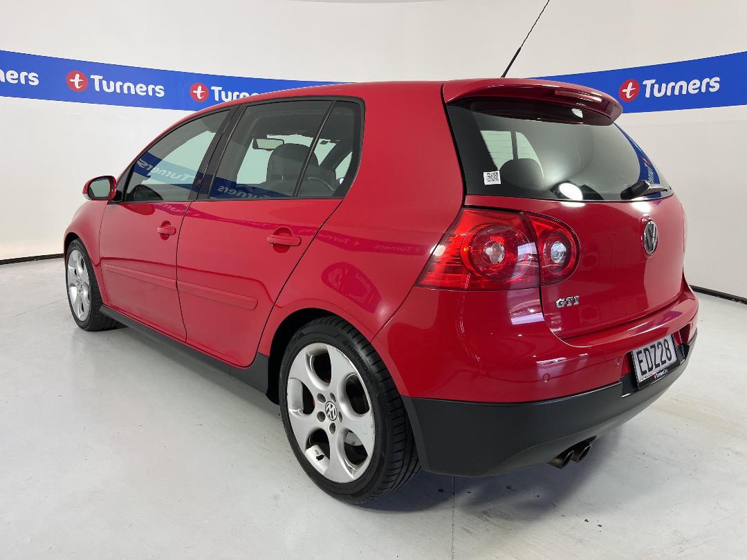 Photo '5' of Volkswagen Golf Photo '5' of Volkswagen Golf