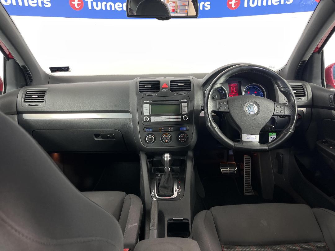 Photo '17' of Volkswagen Golf Photo '17' of Volkswagen Golf