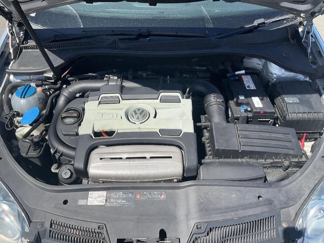 Photo '2' of Volkswagen Golf