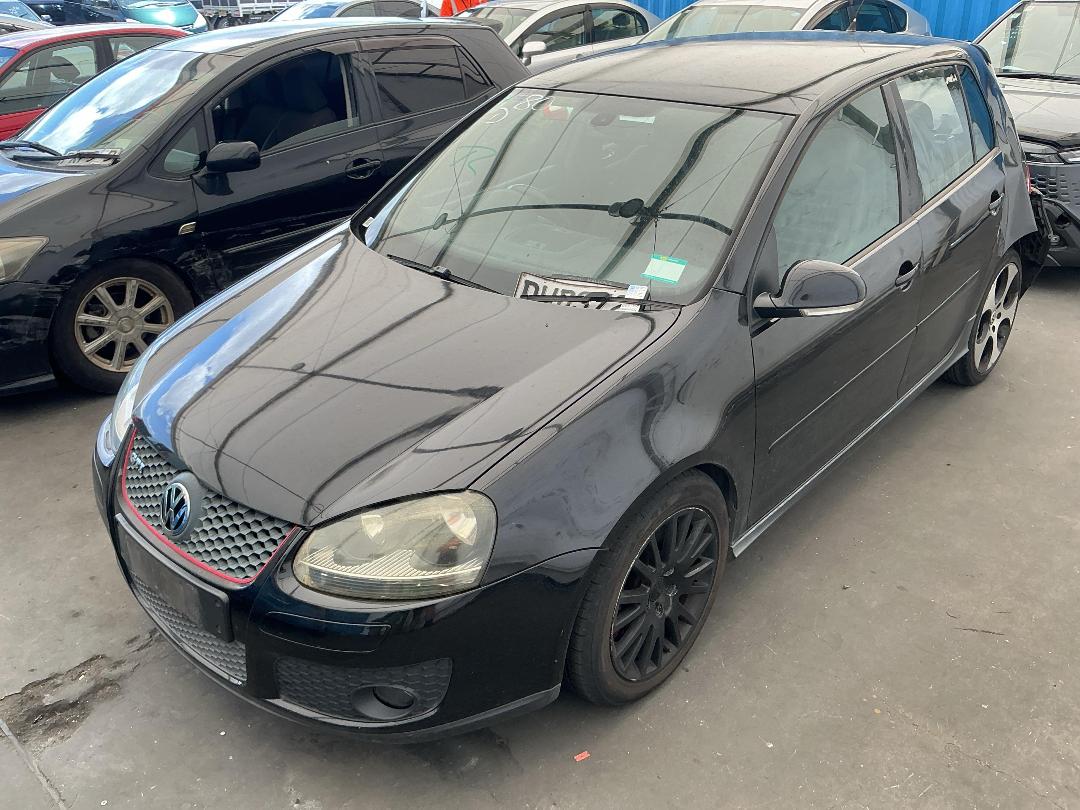 Photo '5' of Volkswagen Golf T GTI