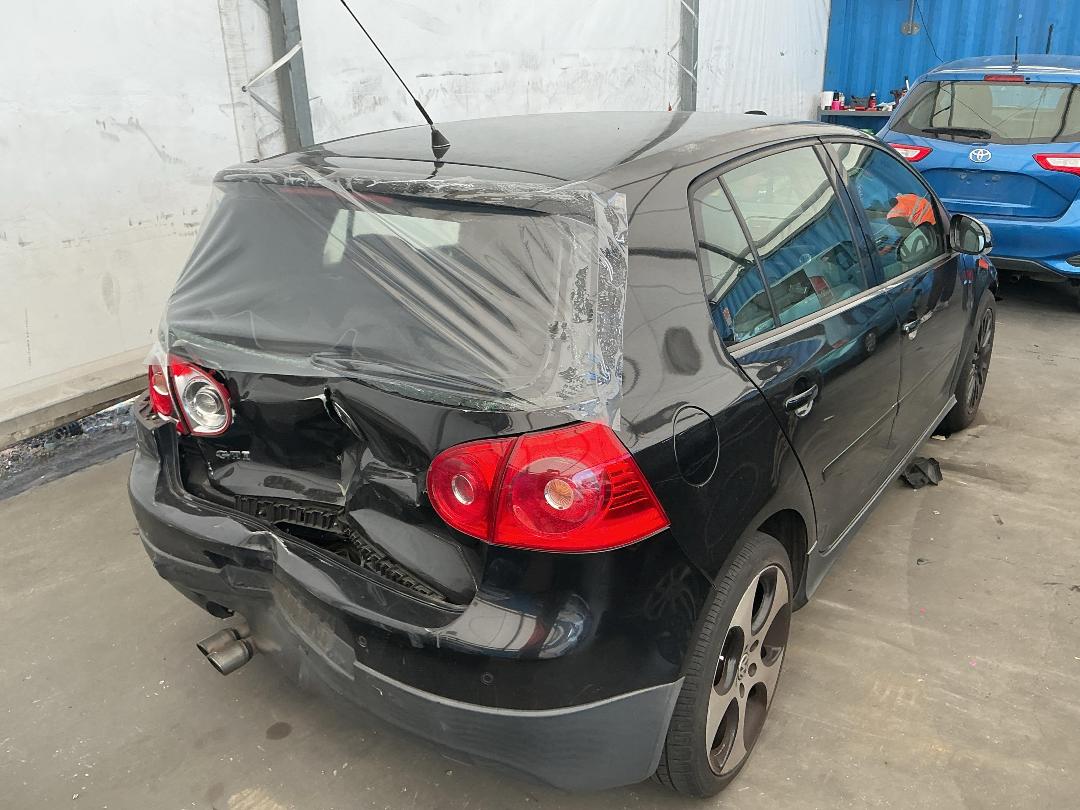 Photo '12' of Volkswagen Golf T GTI