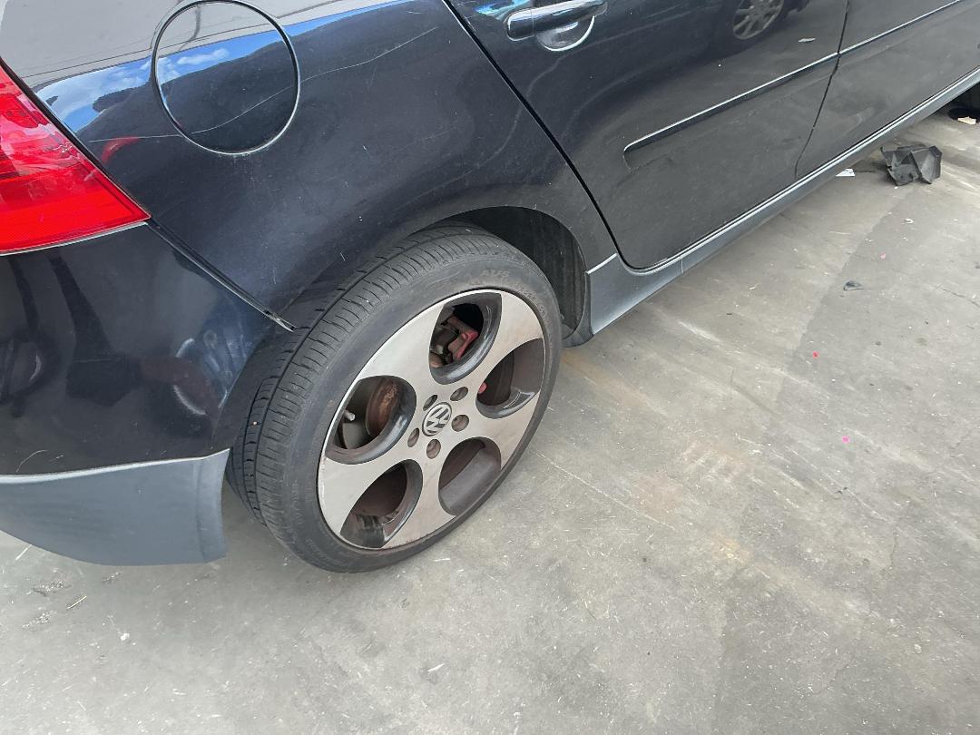 Photo '13' of Volkswagen Golf T GTI