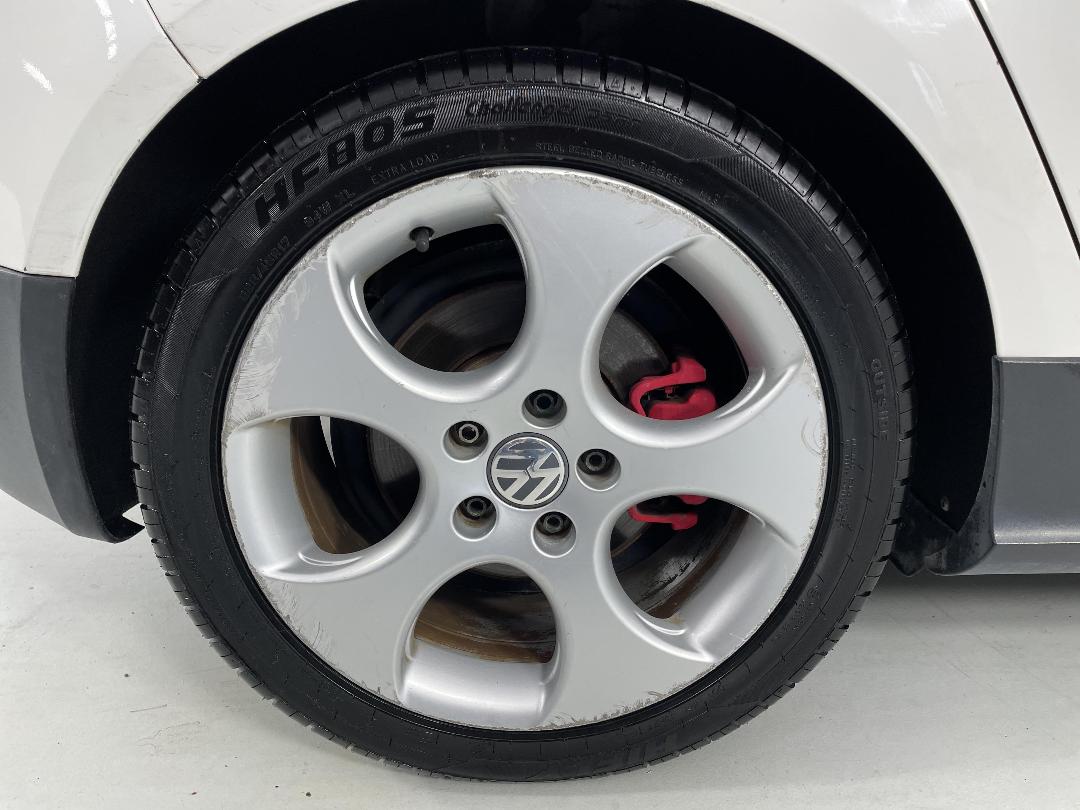 Photo '12' of Volkswagen Golf Photo '12' of Volkswagen Golf