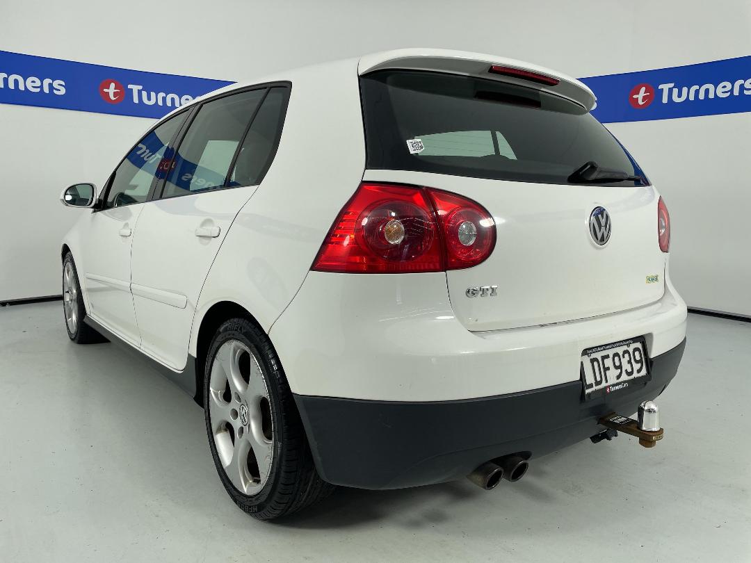 Photo '5' of Volkswagen Golf Photo '5' of Volkswagen Golf