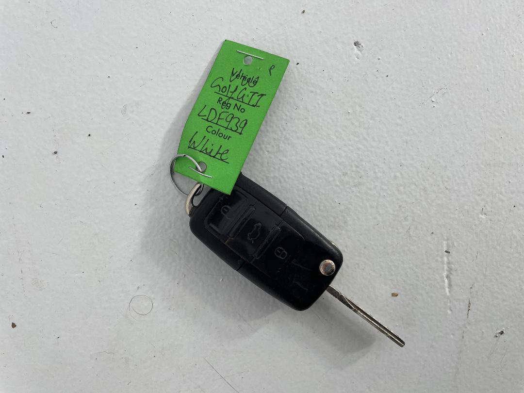 Photo '22' of Volkswagen Golf Photo '22' of Volkswagen Golf