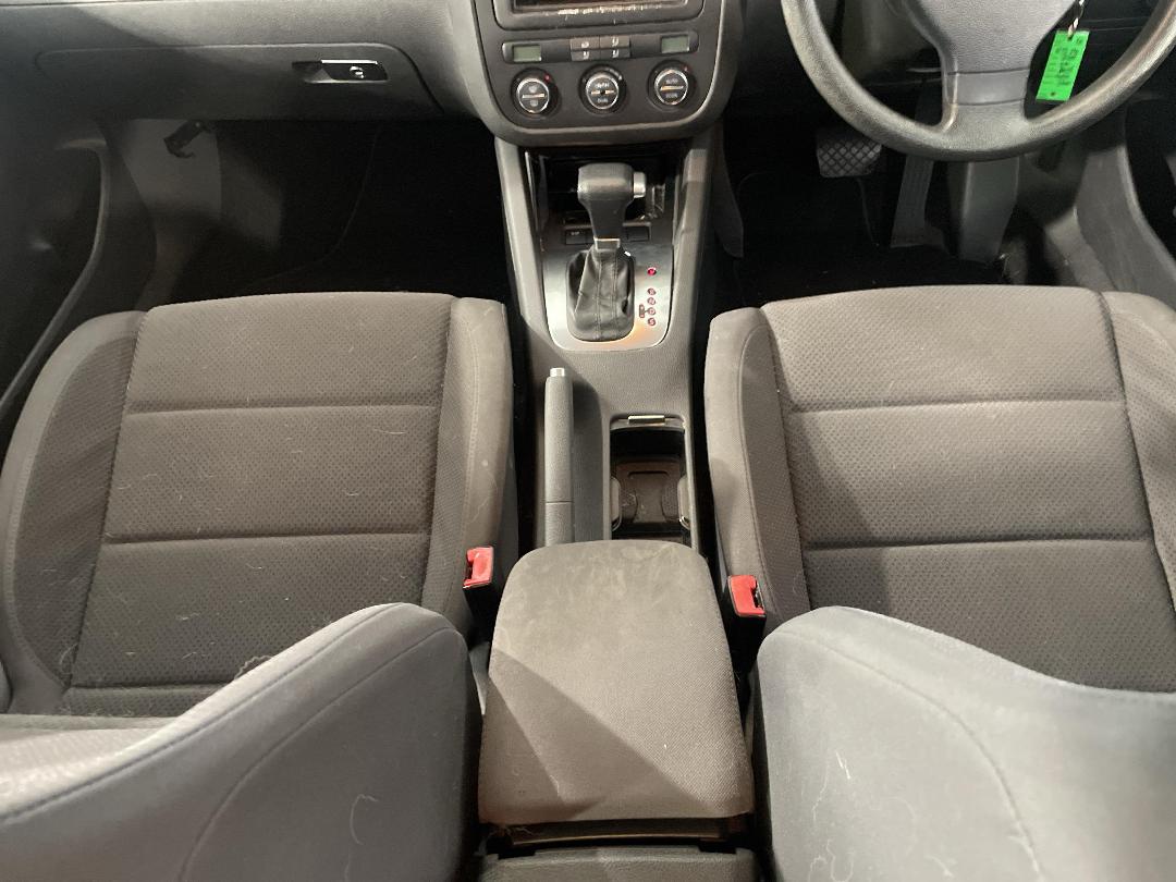 Photo '20' of Volkswagen Golf Photo '20' of Volkswagen Golf