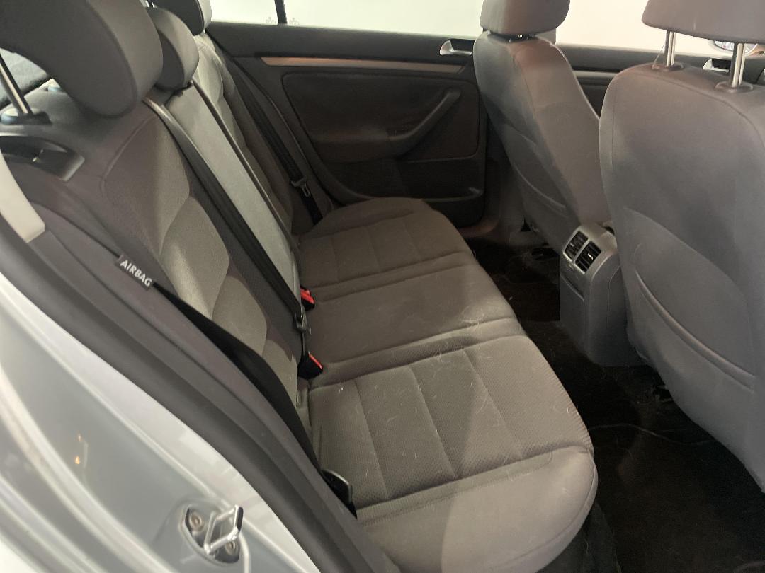 Photo '18' of Volkswagen Golf Photo '18' of Volkswagen Golf