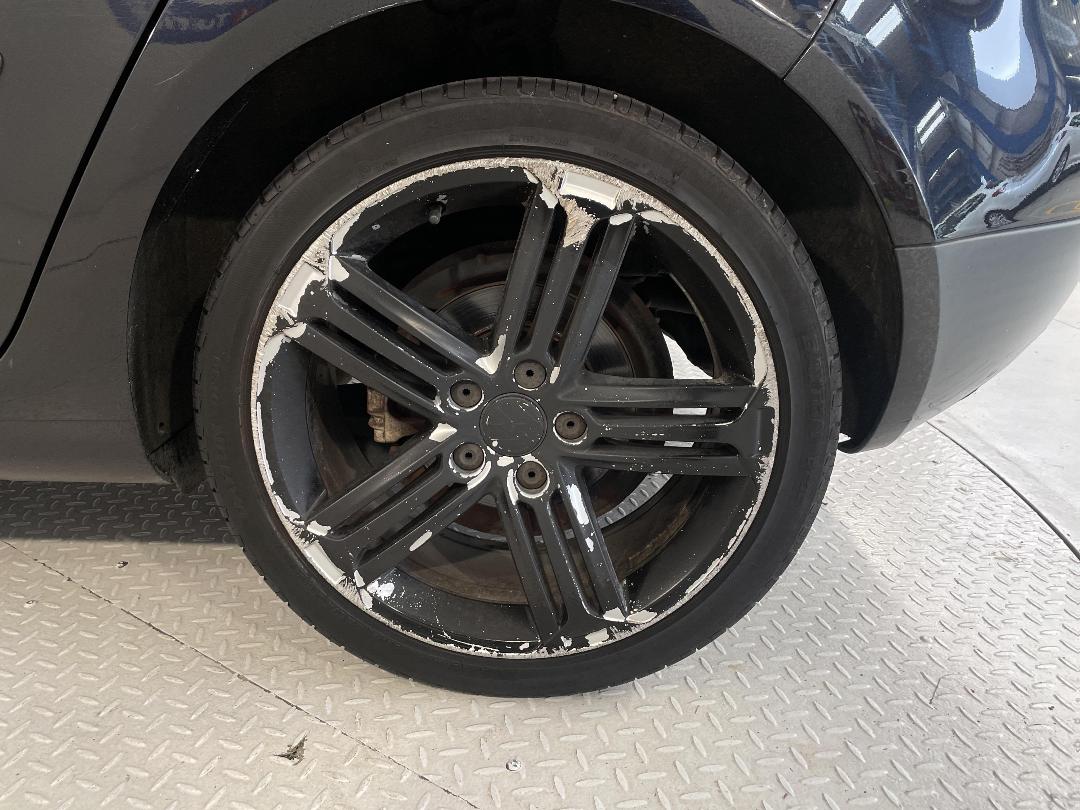 Photo '11' of Volkswagen Golf Photo '11' of Volkswagen Golf