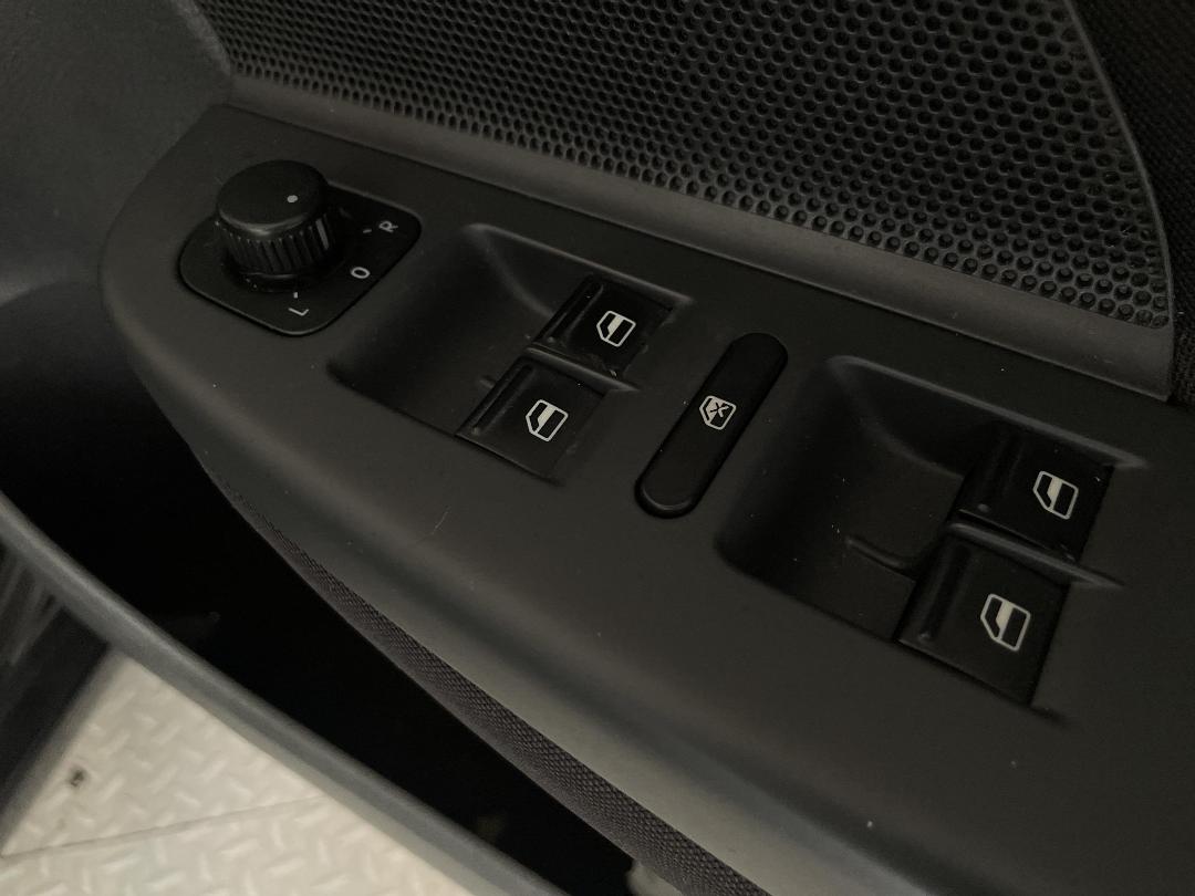 Photo '23' of Volkswagen Golf Photo '23' of Volkswagen Golf