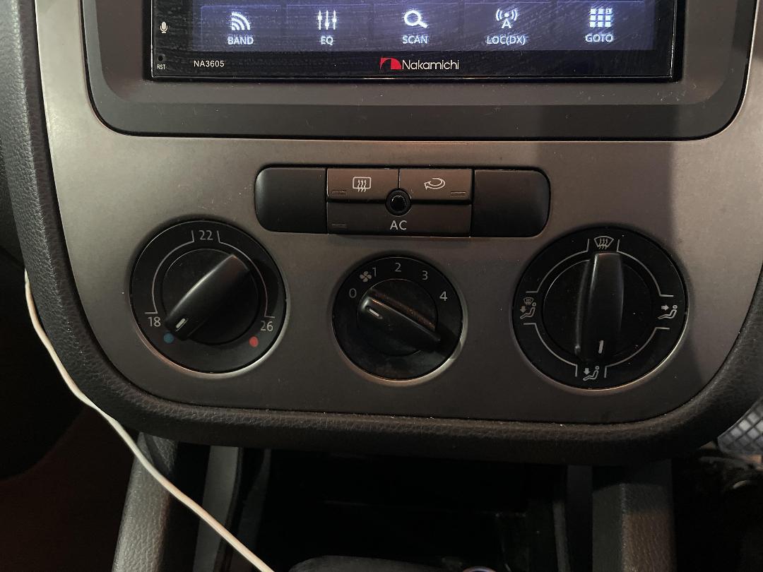 Photo '28' of Volkswagen Golf Photo '28' of Volkswagen Golf