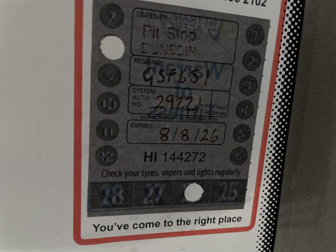 Photo '31' of Volkswagen Golf Photo '31' of Volkswagen Golf