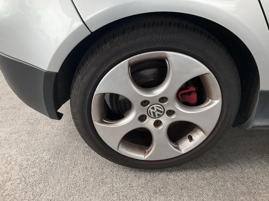 Photo '8' of Volkswagen Golf