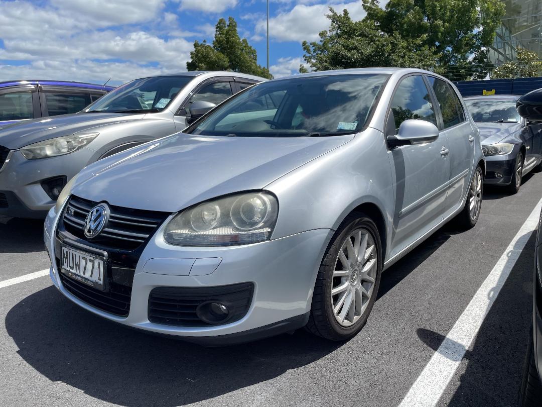 Photo '3' of Volkswagen Golf Photo '3' of Volkswagen Golf