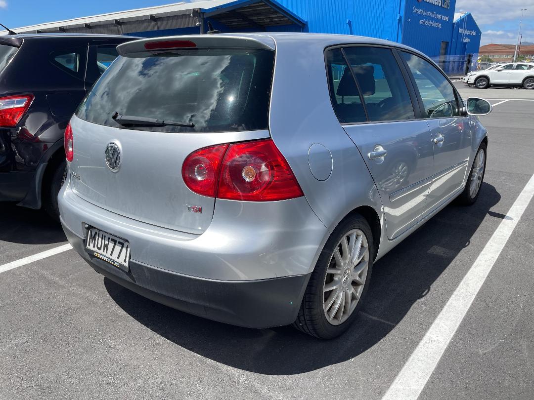 Photo '6' of Volkswagen Golf Photo '6' of Volkswagen Golf