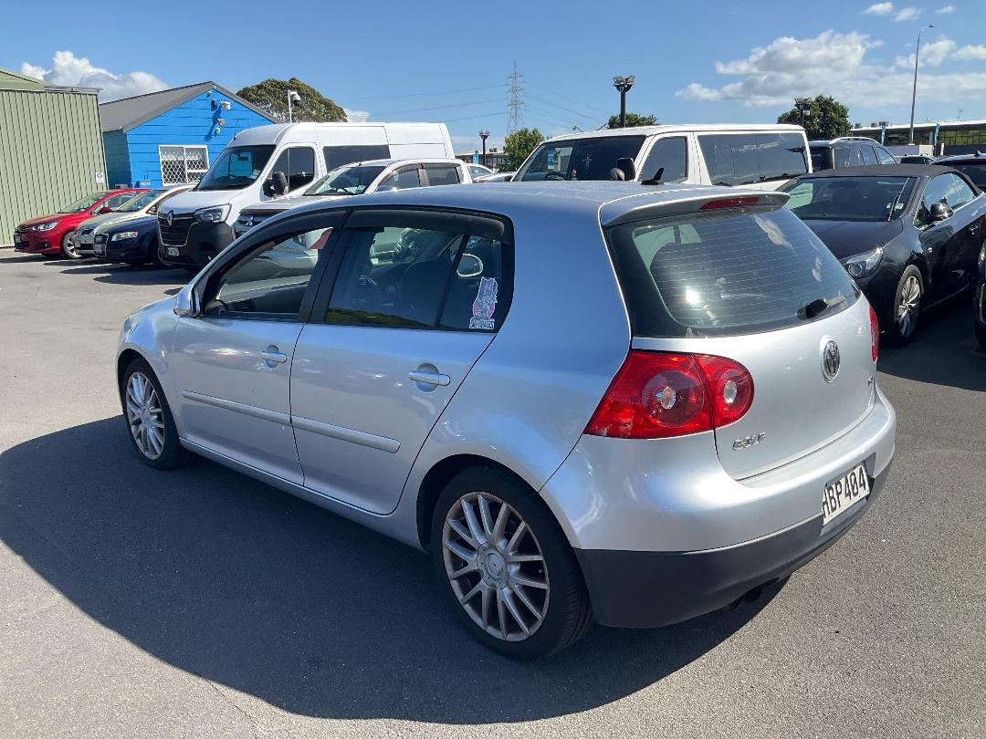 Photo '5' of Volkswagen Golf Photo '5' of Volkswagen Golf