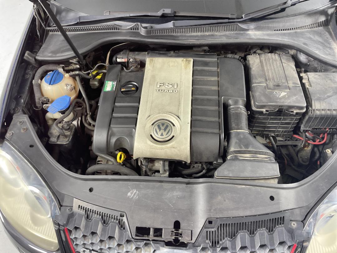 Photo '13' of Volkswagen Golf