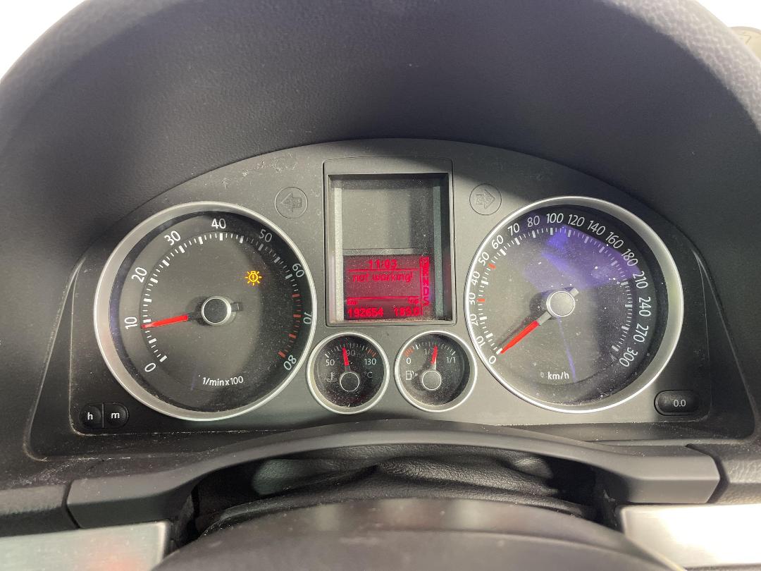 Photo '21' of Volkswagen Golf