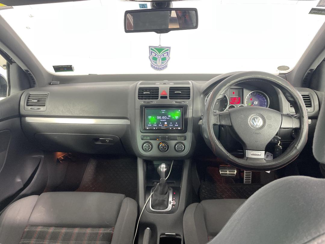 Photo '17' of Volkswagen Golf