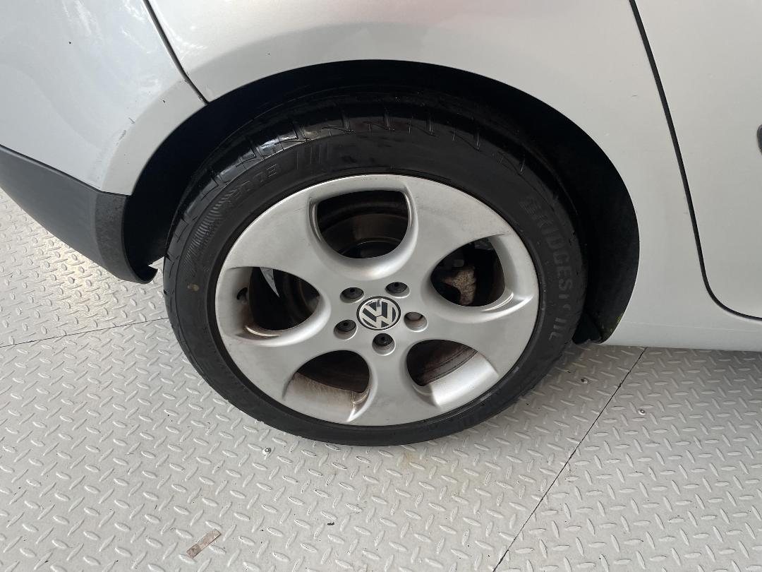 Photo '12' of Volkswagen Golf