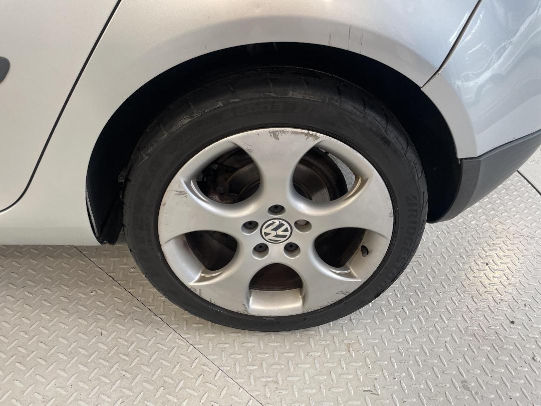 Photo '11' of Volkswagen Golf