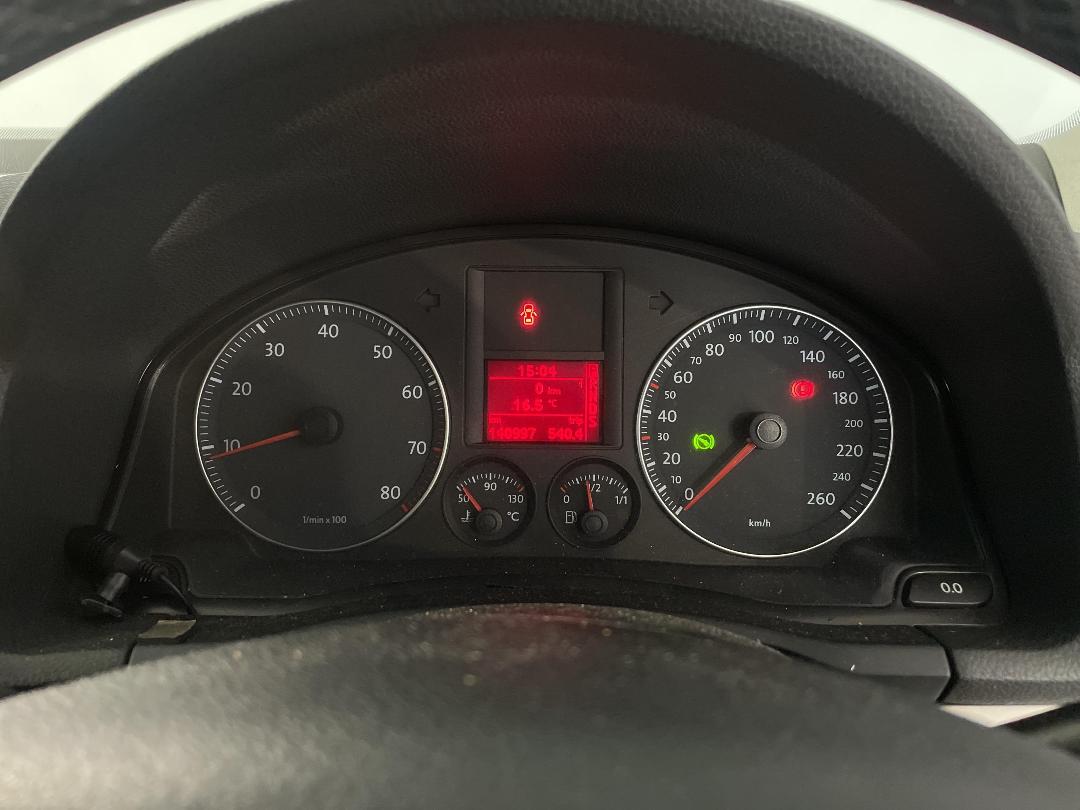 Photo '21' of Volkswagen Golf