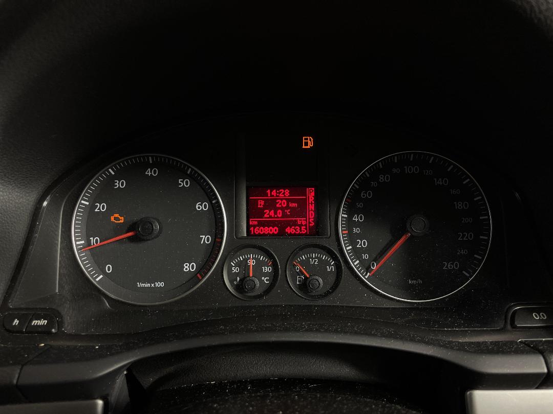 Photo '21' of Volkswagen Golf