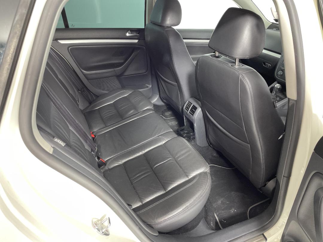 Photo '20' of Volkswagen Golf