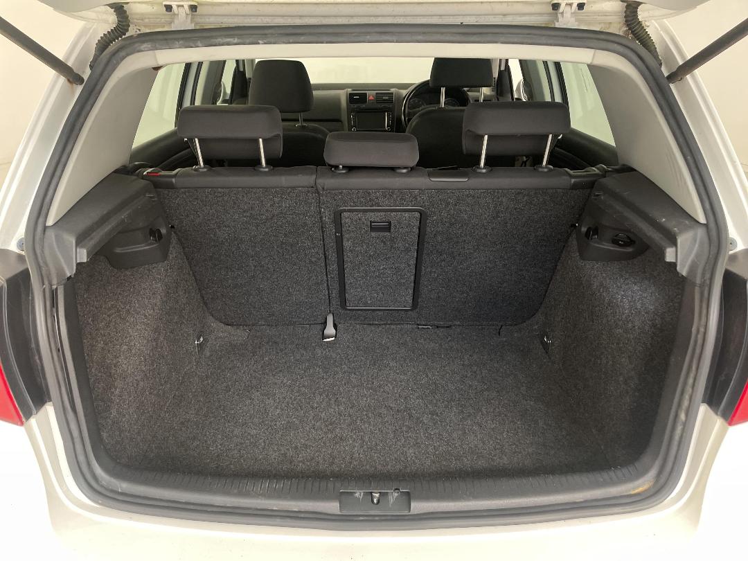 Photo '14' of Volkswagen Golf Photo '14' of Volkswagen Golf