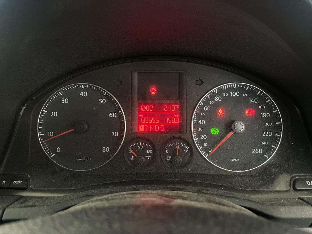 Photo '21' of Volkswagen Golf Photo '21' of Volkswagen Golf