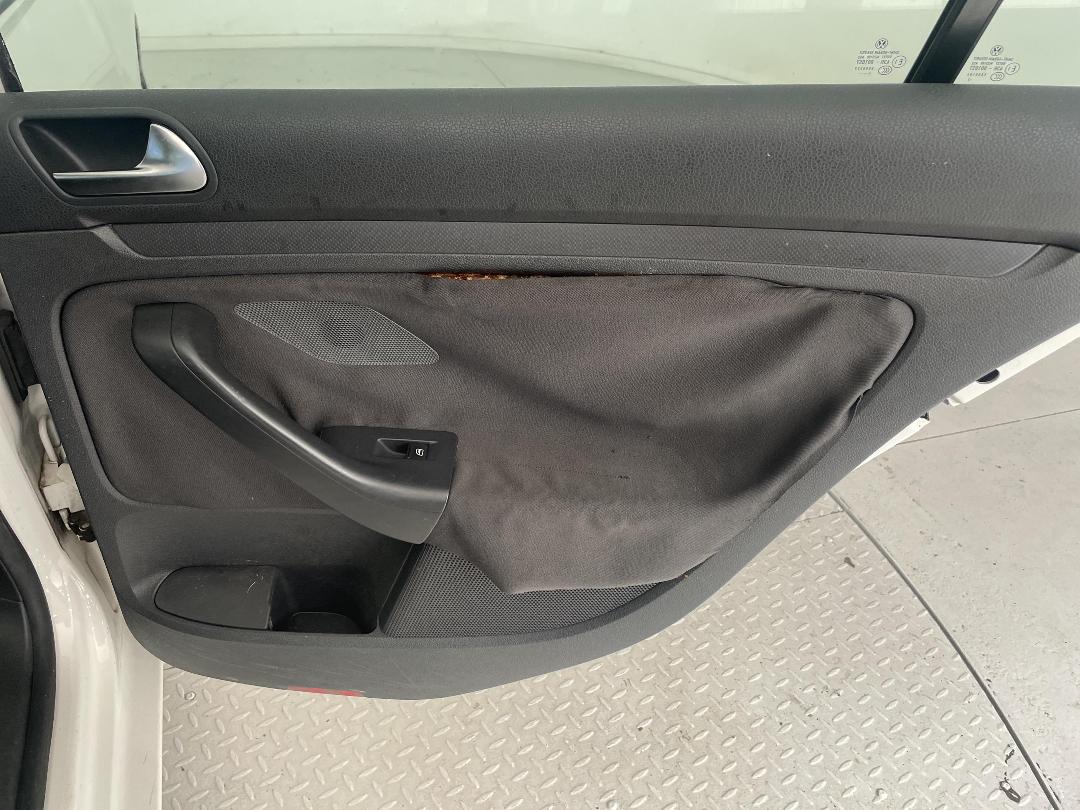 Photo '19' of Volkswagen Golf Photo '19' of Volkswagen Golf