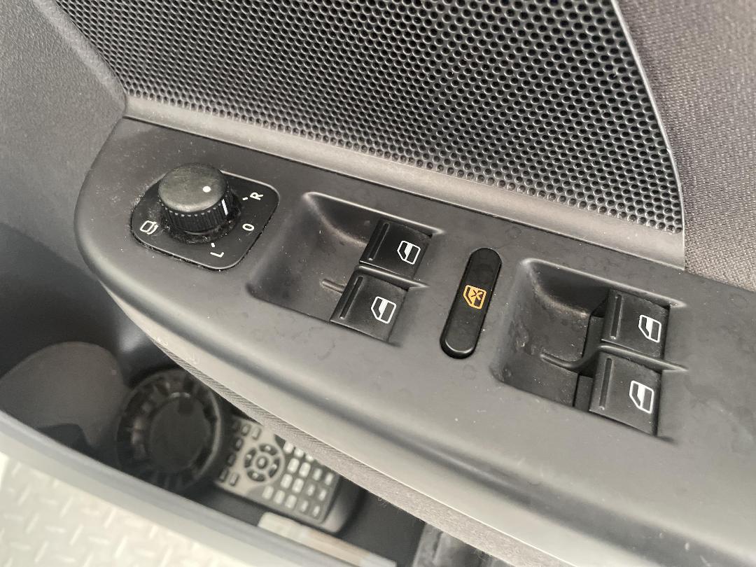 Photo '24' of Volkswagen Golf Photo '24' of Volkswagen Golf