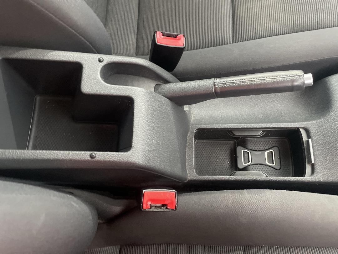 Photo '31' of Volkswagen Golf Photo '31' of Volkswagen Golf