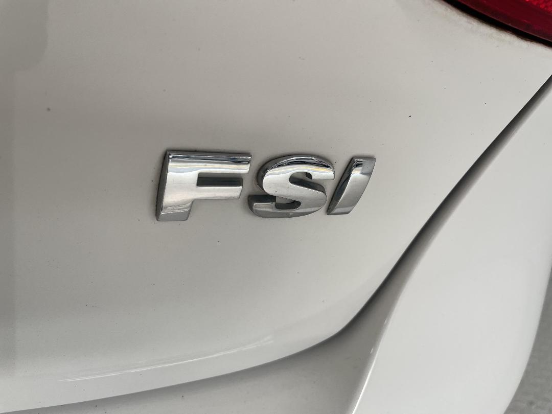 Photo '35' of Volkswagen Golf Photo '35' of Volkswagen Golf