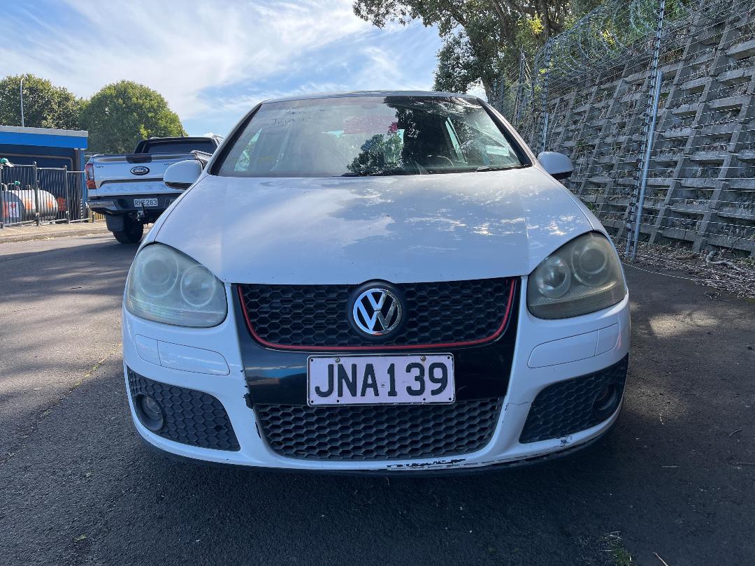 Photo '2' of Volkswagen Golf GTI