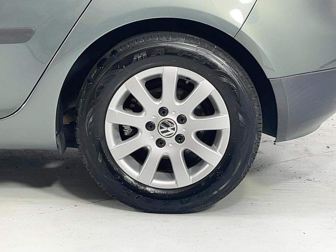 Photo '11' of Volkswagen Golf