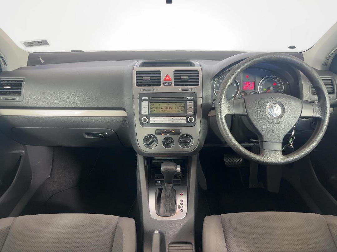 Photo '17' of Volkswagen Golf