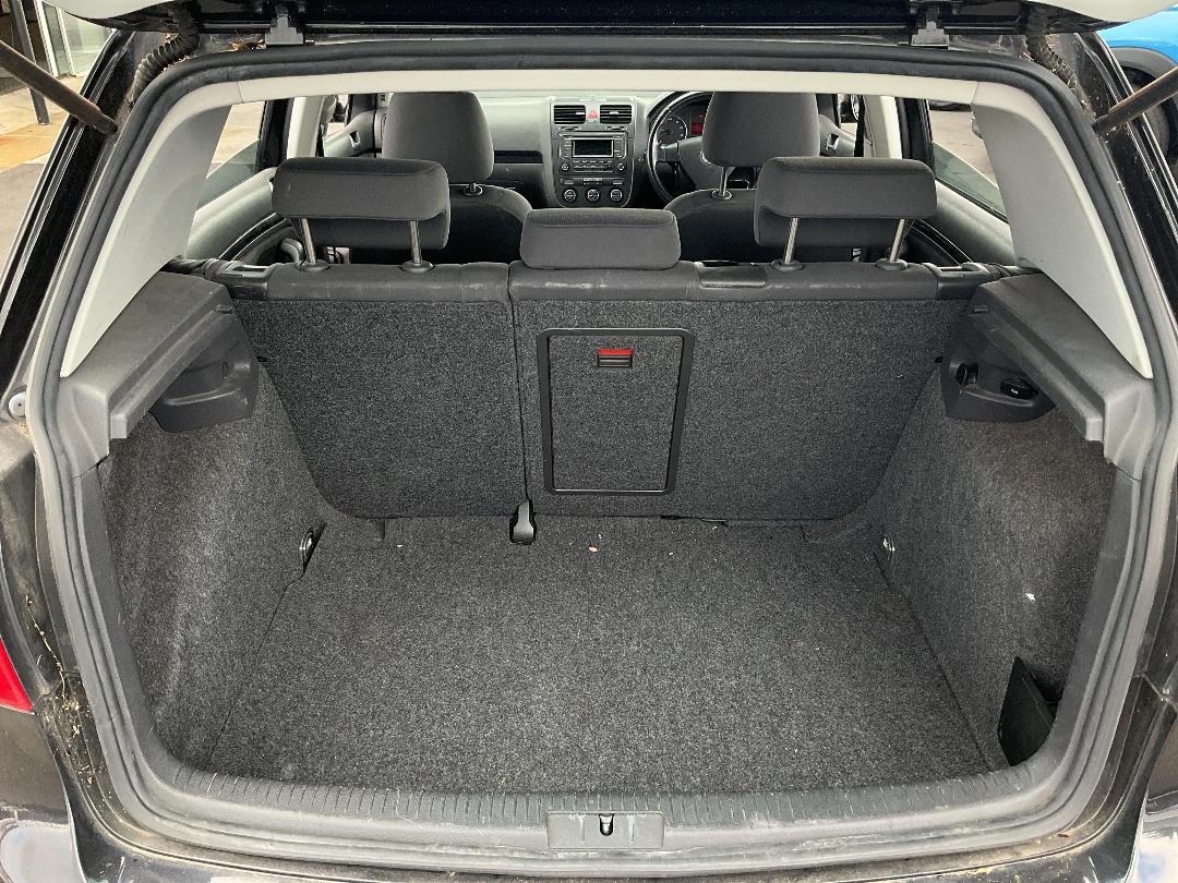 Photo '12' of Volkswagen Golf