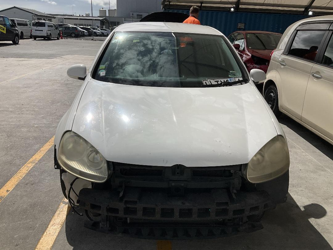 Photo '5' of Volkswagen Golf