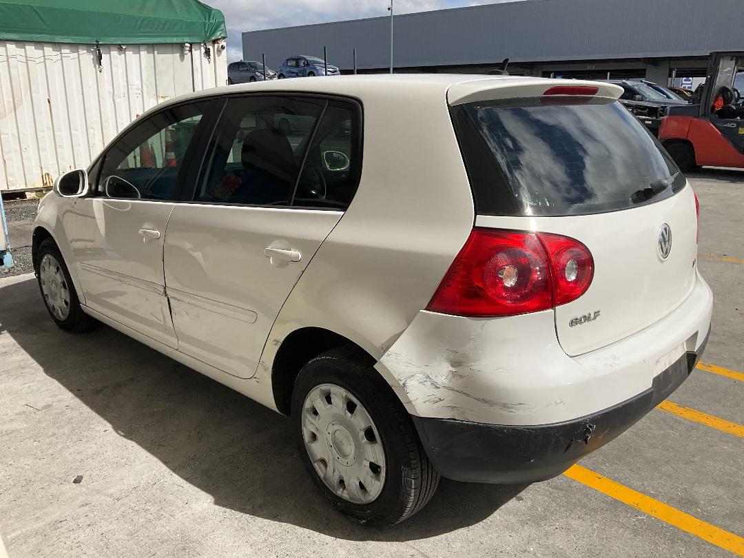 Photo '14' of Volkswagen Golf