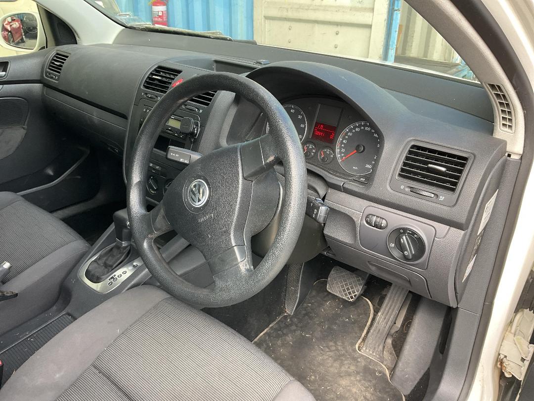 Photo '21' of Volkswagen Golf