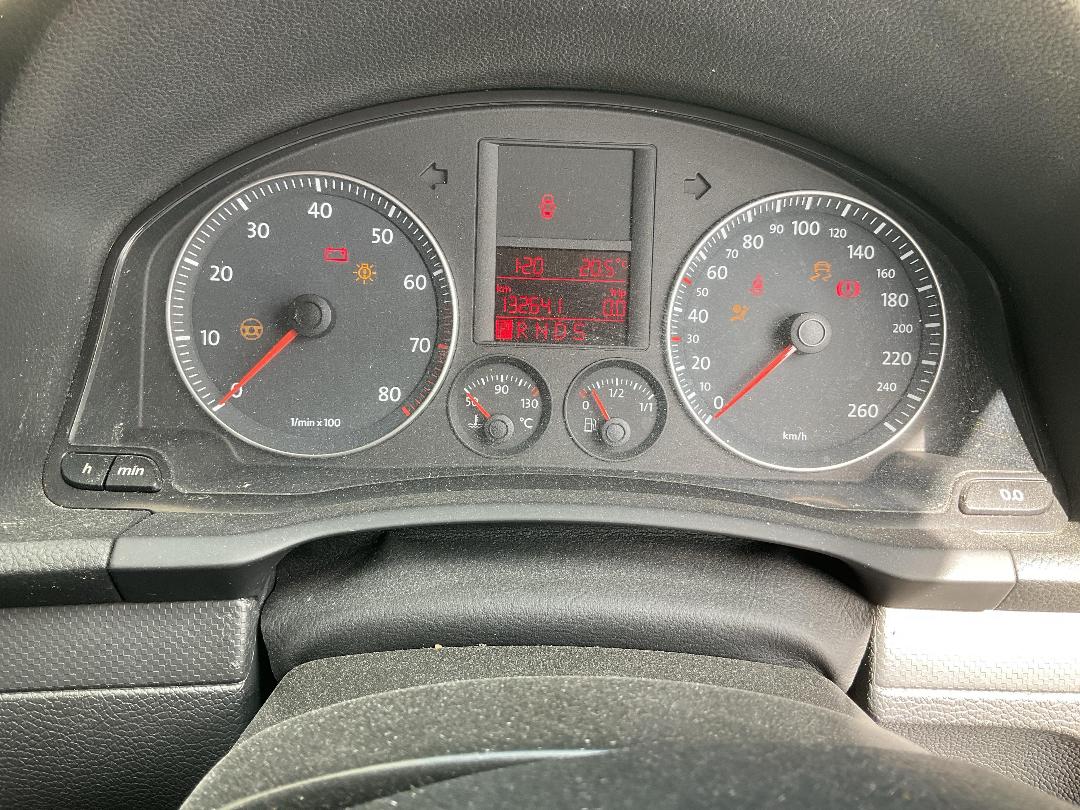 Photo '23' of Volkswagen Golf