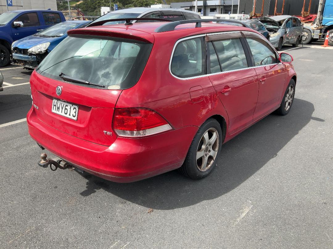 Photo '7' of Volkswagen Golf TSI Photo '7' of Volkswagen Golf TSI