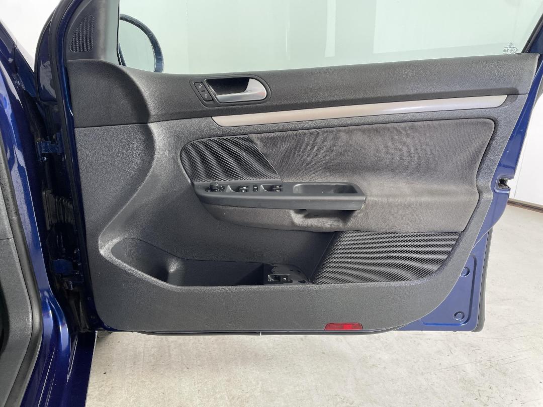 Photo '15' of Volkswagen Golf