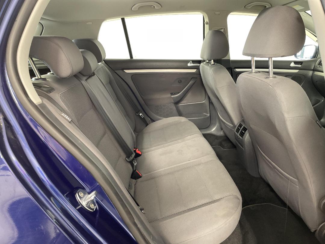 Photo '20' of Volkswagen Golf