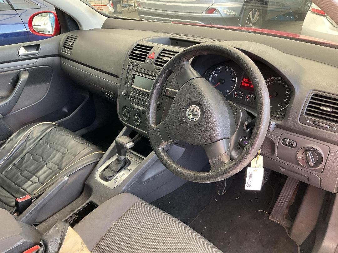 Photo '20' of Volkswagen Golf FSI