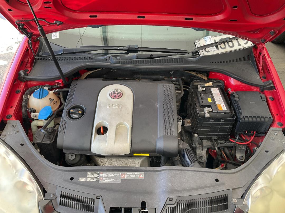 Photo '22' of Volkswagen Golf FSI